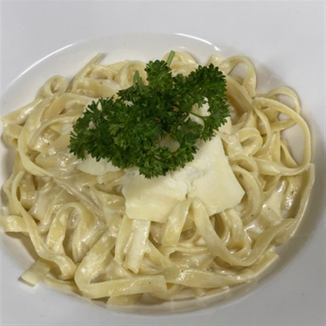 Alfredo.